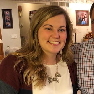 Meet your Posher, Brooke